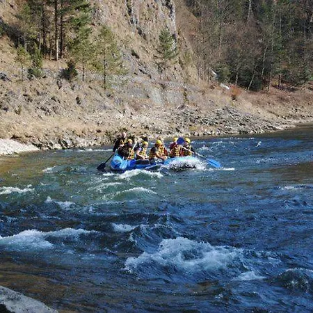 Pod Troma Korunami ホームステイ *