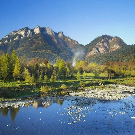 Pod Troma Korunami *