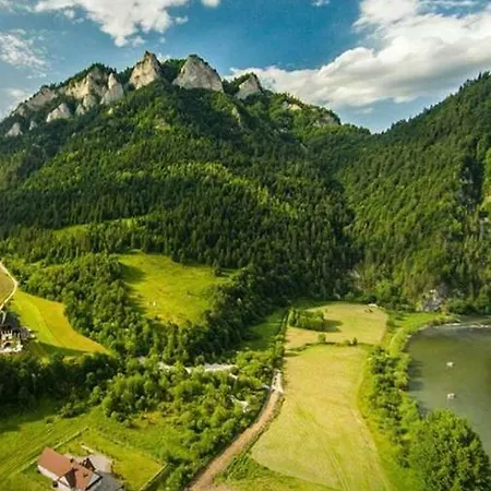 ホームステイ Pod Troma Korunami Červený Kláštor