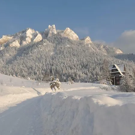 Pod Troma Korunami * Červený Kláštor